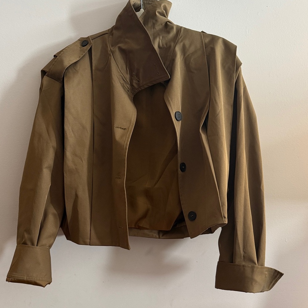 Short Trench